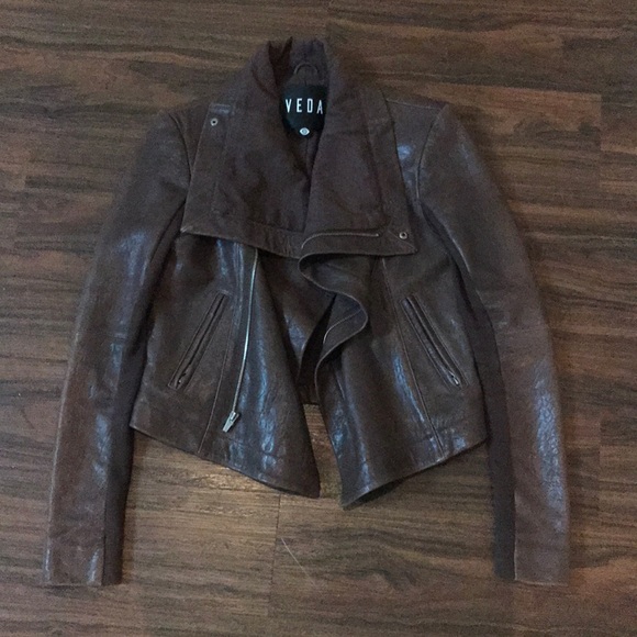 veda max leather jacket